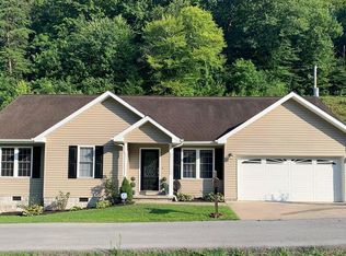 167 Rose St, Paintsville, KY 41240