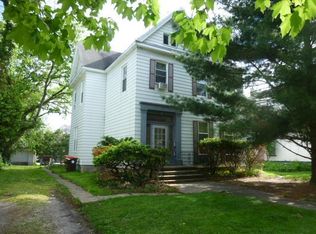 711 W College Ave, Jacksonville, IL 62650