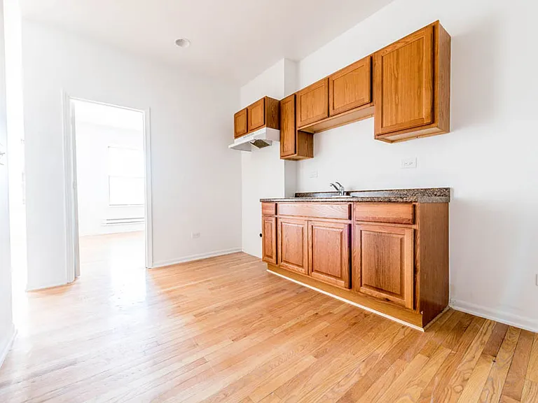 705 S Lawndale — Photo 18