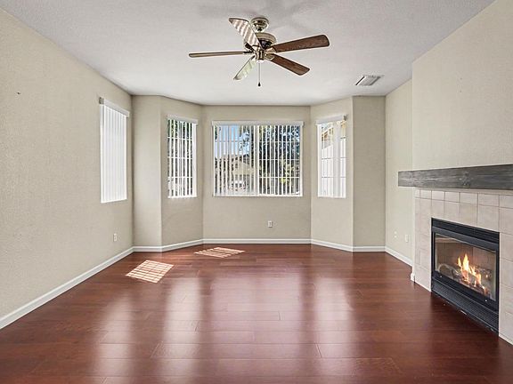 5th image of 350 Cedar Ridge Dr