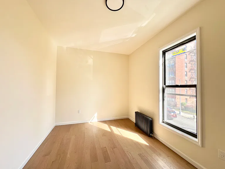 2238 Benson Ave #2 — Photo 4