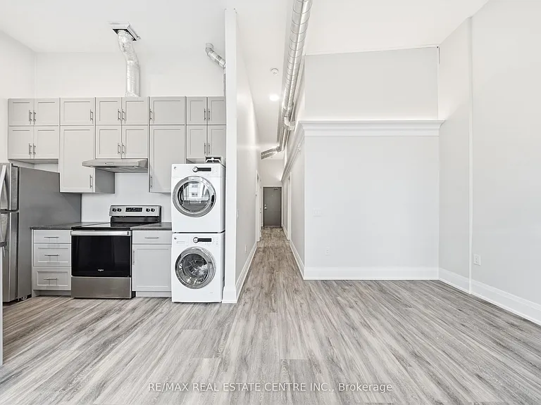 11 Queen St #301 — Photo 26