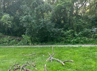 13536 Central Park Ave, Robbins, IL 60472