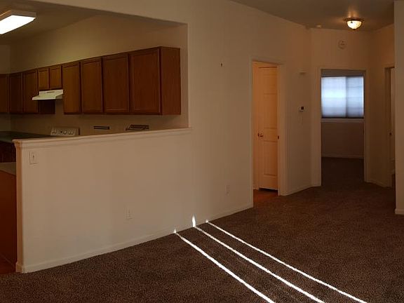 3rd image of 5151 29th St Unit 1601
