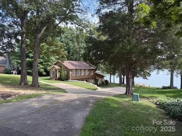 2060 Stoneview Cir, Shelby, NC 28150