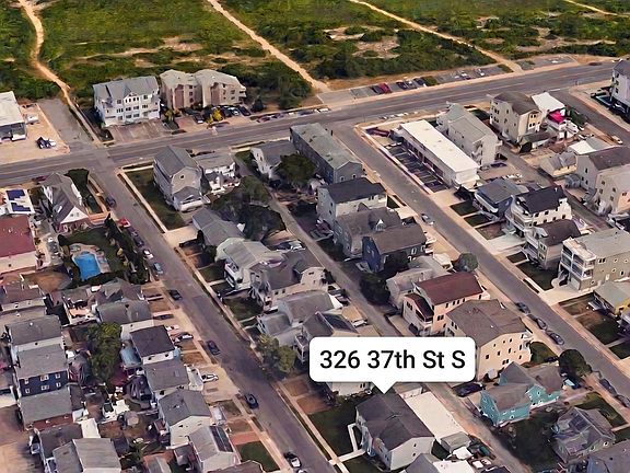 4th image of 326 37th St S #D