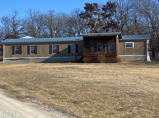 951 Tennessee Rd, Lane, KS 66042