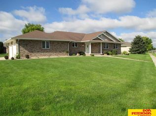 2481 Deerfield Ave, Fremont, NE 68025