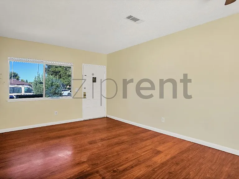 8924 San Pasqual Way #8922 — Photo 5
