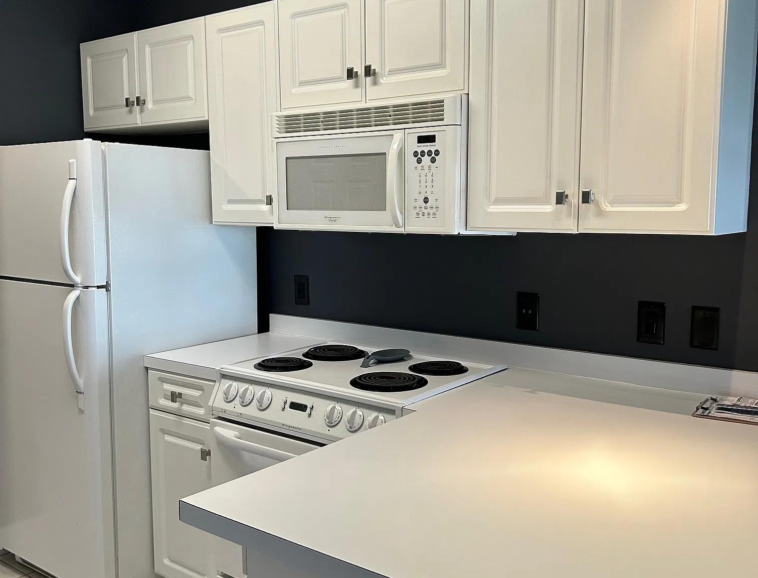 1 bed, 1.5 bath, 864 sqft, $1,350 — Photo 3