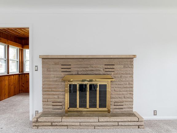 5th image of 1411 Applecroft Ave