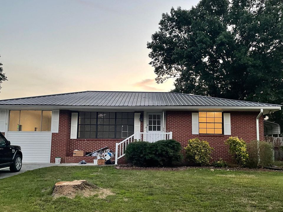 1st image of 57 Evelyn Dr