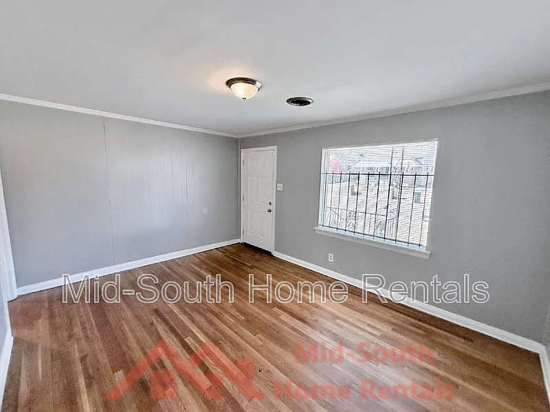 4 bed, 1.5 bath, 1314 sqft, $1,095 — Photo 3