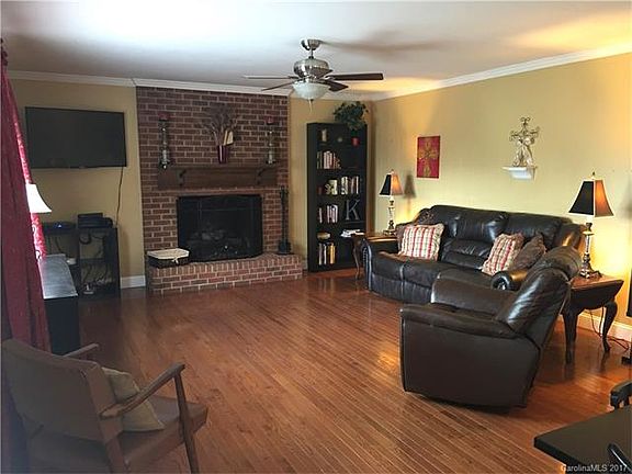 3rd image of 113 Windsong Ct #31
