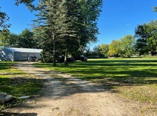 430 River Rd, Columbus, WI 53925