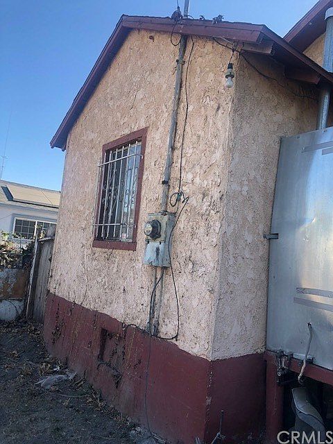 1st image of 1109 E 103rd Pl