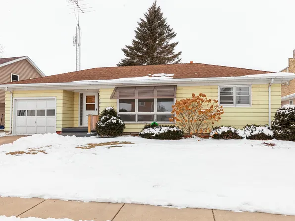213 S Ann St, Hustisford, WI 53034