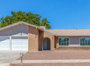1808 Larry Hinson Dr, El Paso, TX 79936