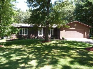 10187 Rockcliffe Dr, Potosi, MO 63664