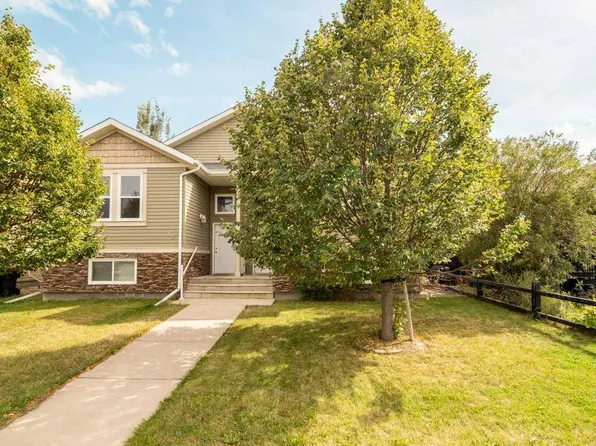 20 NW Mount Sundance Rd W, Lethbridge, AB T1J 0B6