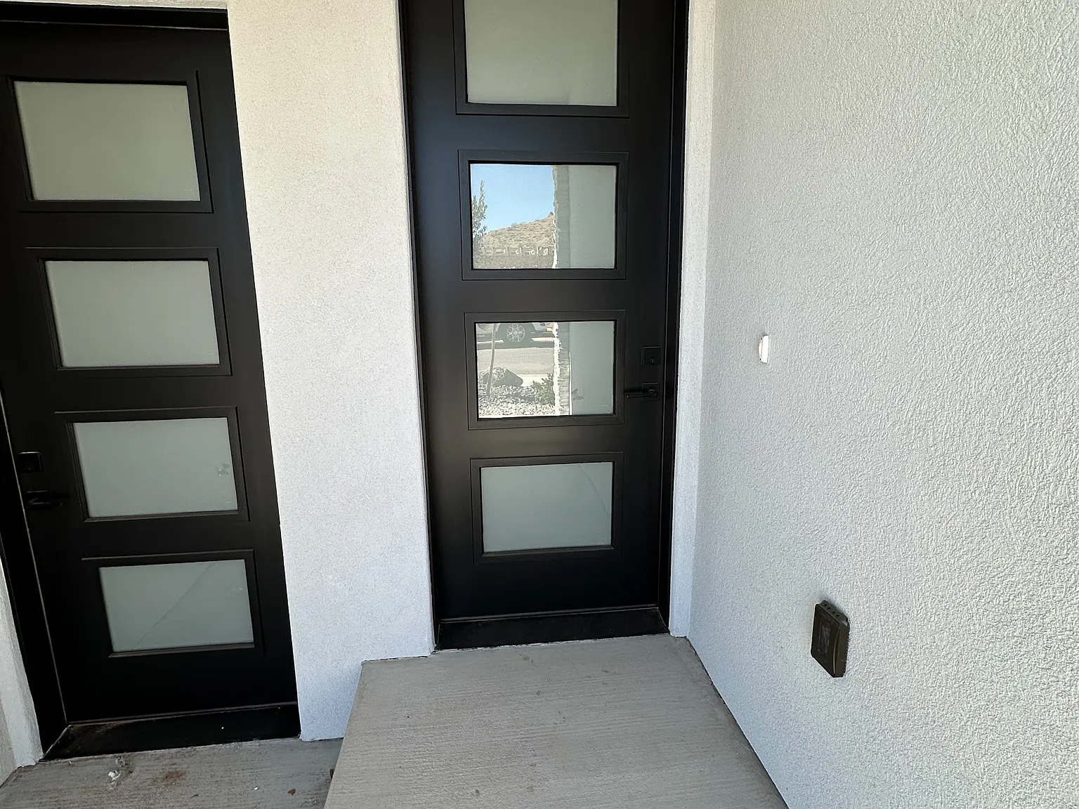 3 bed, 2.5 bath, 1455 sqft, $1,950 — Photo 3