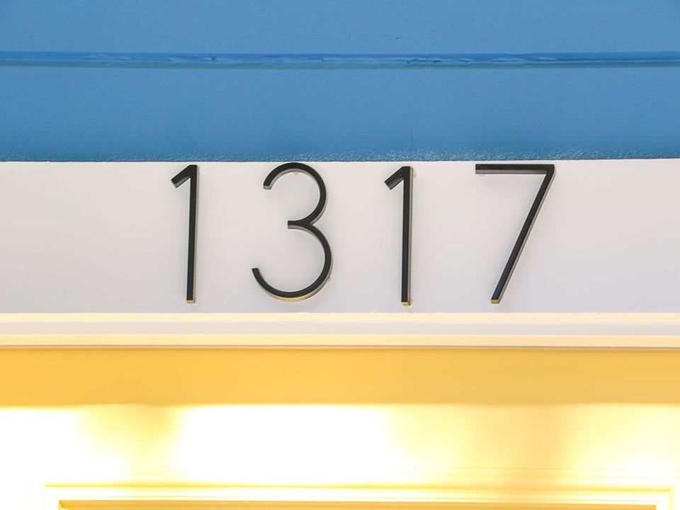 1st image of 1317 Sunnyslope Avenue