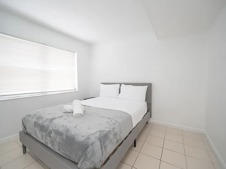500 NE 26th St #3D-3D-5D — Photo 11