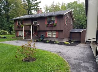 787 Forest Ave, Orono, ME 04473