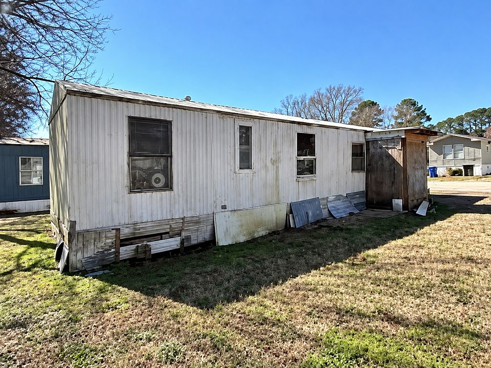 1st image of 2166 Belview Rd #48