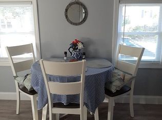 92 Hazard Ave, Warwick, RI 02889