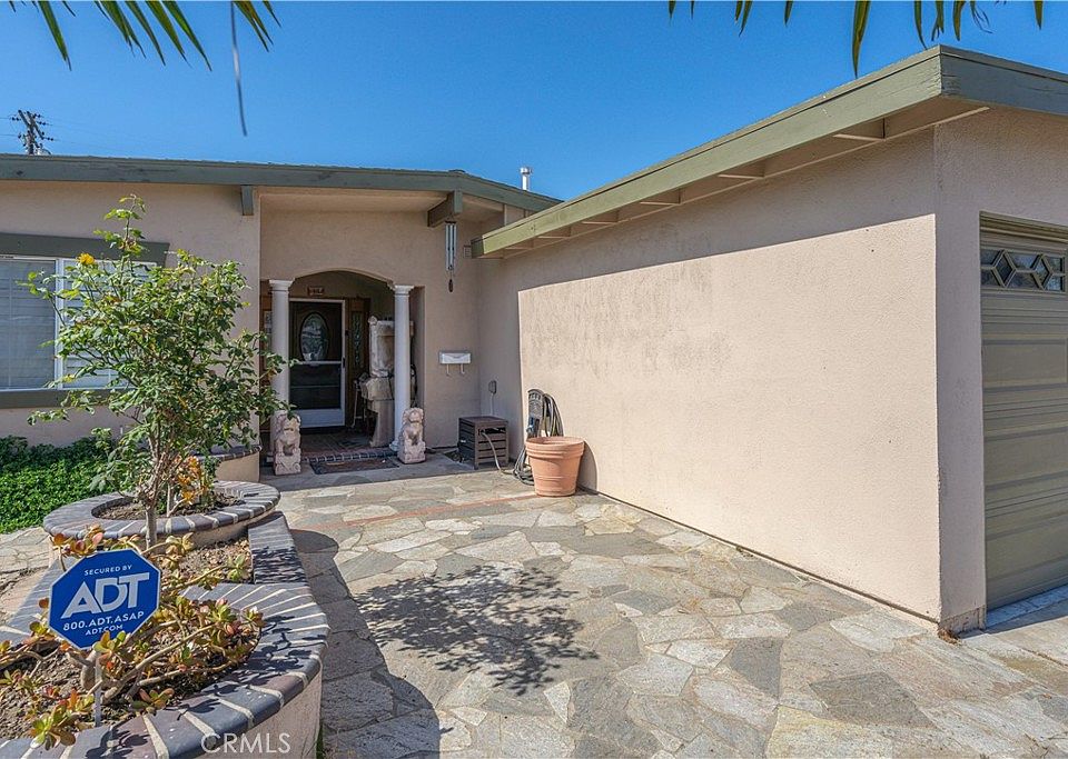 1st image of 9272 Florence Ln