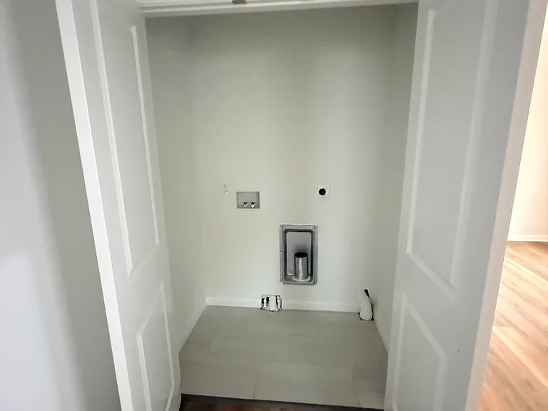 1025 E Hobson Ave #A — Photo 6
