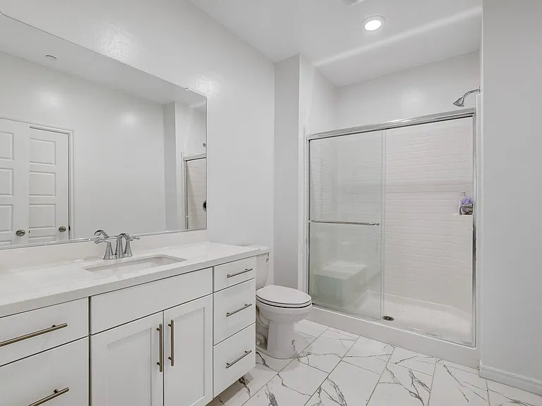 293 Mount Langley St #B — Photo 16