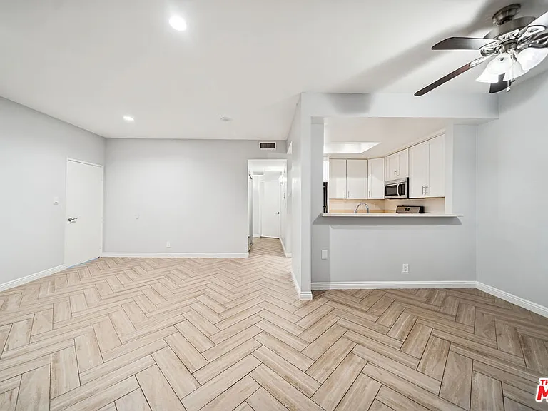 5715 W Olympic Blvd #103 — Photo 3