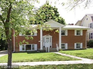 4760 24th St N, Arlington, VA 22207