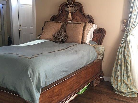 5th image of 2239 Troy Ave APT 1G