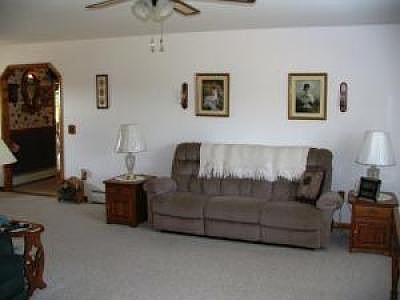 3rd image of 114 Crestmont Dr