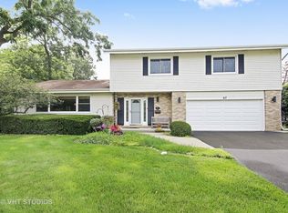 67 Greenbriar East Dr, Deerfield, IL 60015
