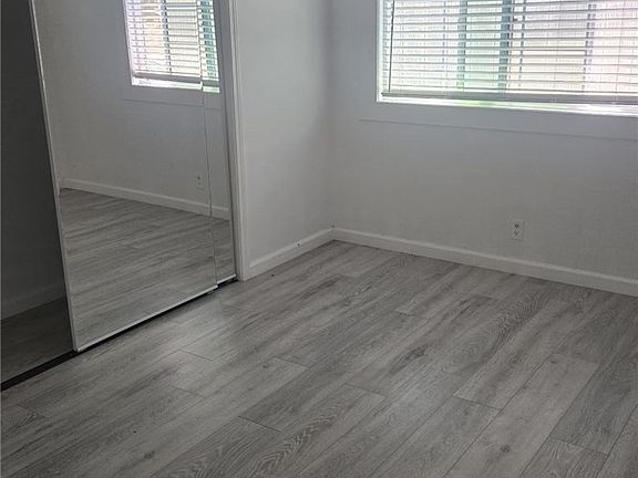 2nd image of 36540 Sierra Hwy