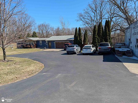 4th image of 7494 N State Rd