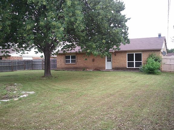 5th image of 6805 Newcastle Pl