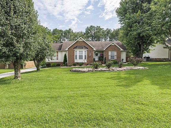 3rd image of 204 Rachel Ct