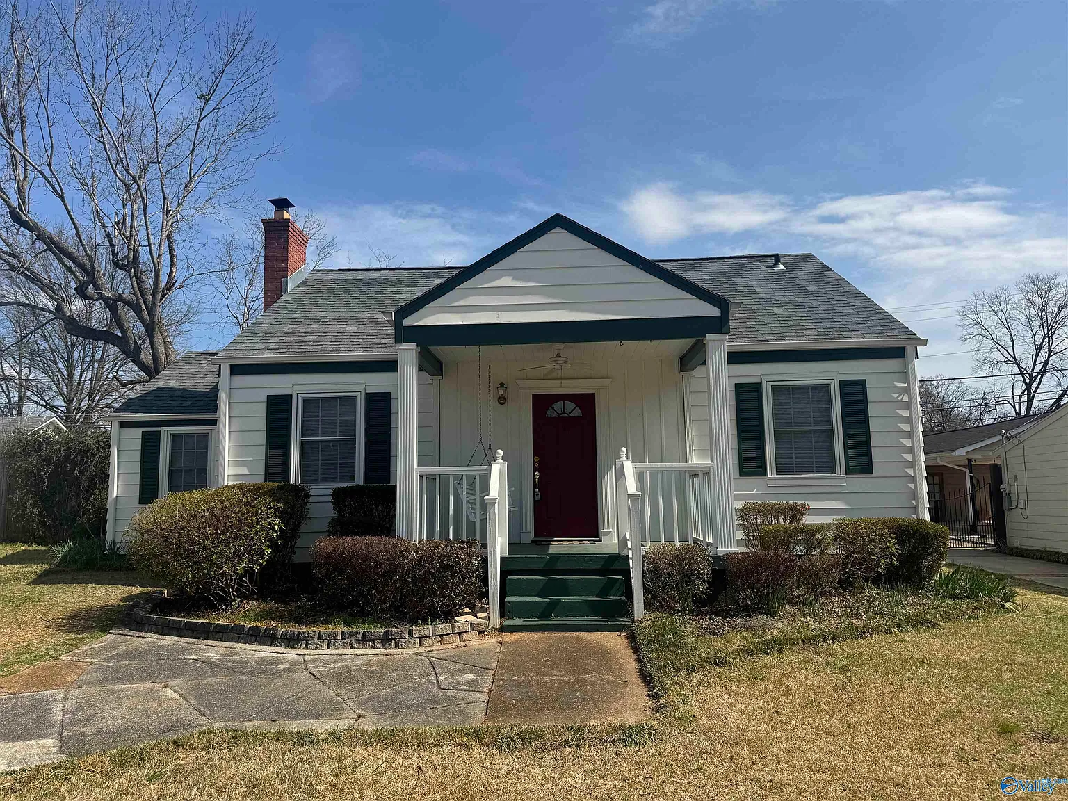 3 bed, 1.5 bath, 1118 sqft, $1,250 — Photo 1