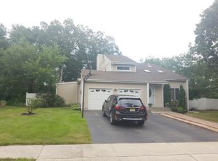 148 Liberty Bell Rd, Toms River, NJ 08755