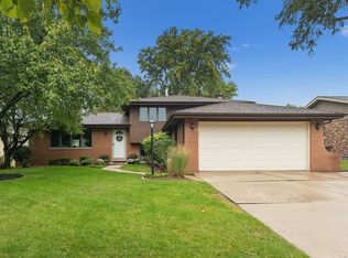 10842 Bryant Rd, Mokena, IL 60448