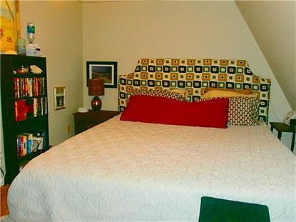 5th image of 195 Stewart Ln