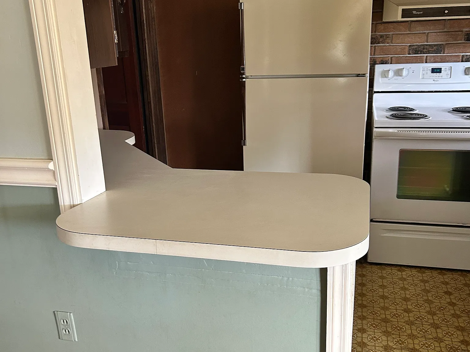 3 bed, 986 sqft, $1,795 — Photo 2