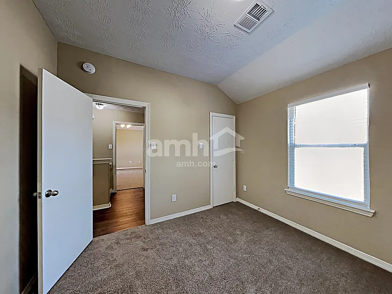 5010 Deerpath Dr — Photo 20