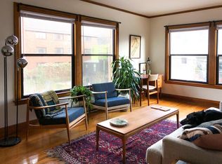 614 10th Ave E #101, Seattle, WA 98102