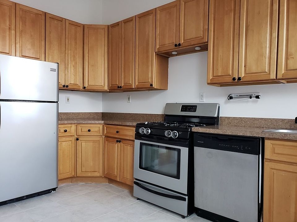 1st image of 20-71 41st St #1